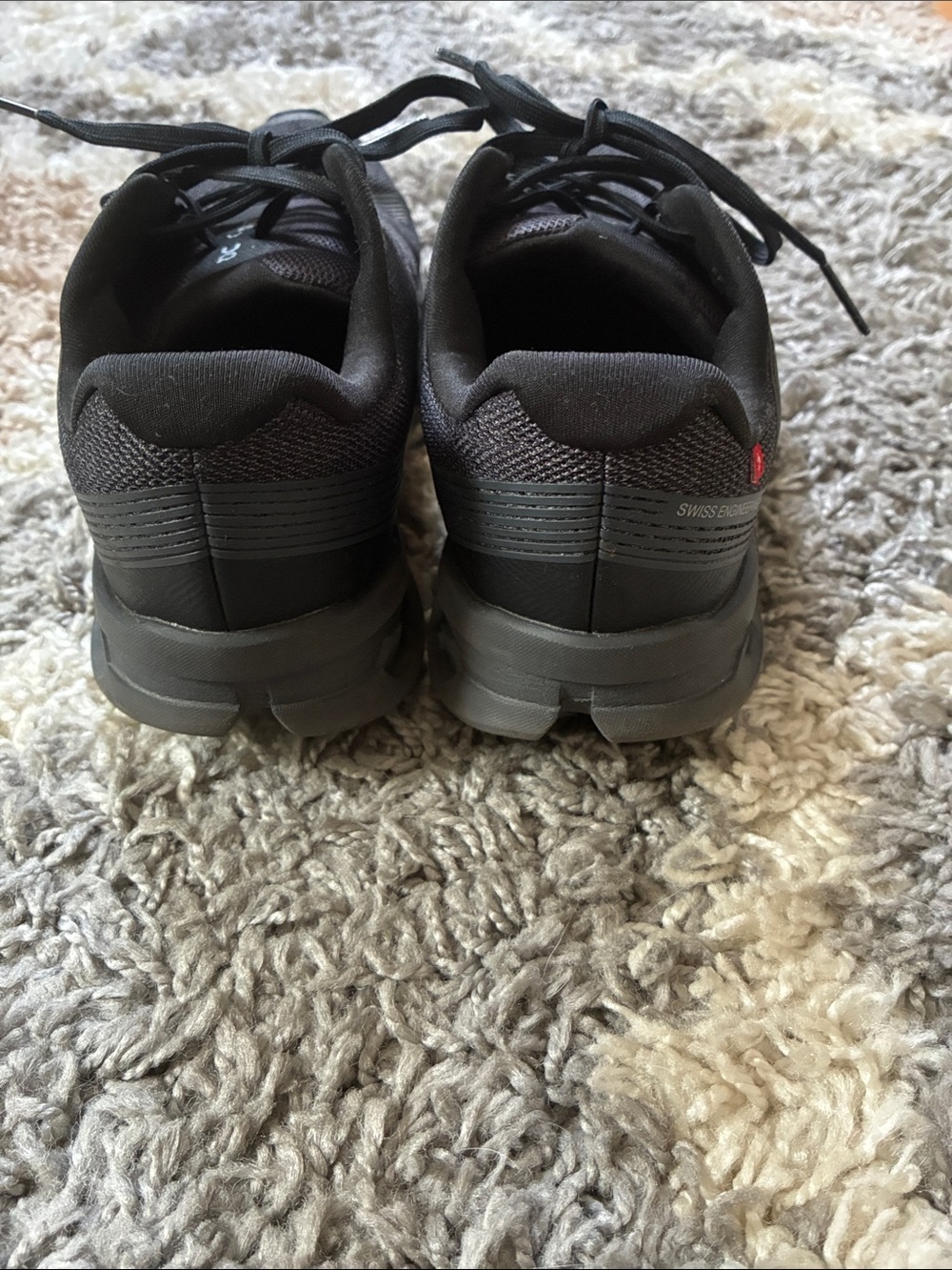 On Running Sneakers in Black - Picture 2 of 7